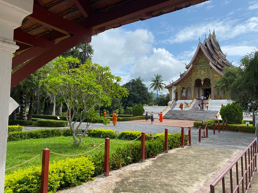 Wat Xieng Thong, el temple més emblemàtic de Luang Prabang, imprescindible per descobrir què fer a Luang Prabang
